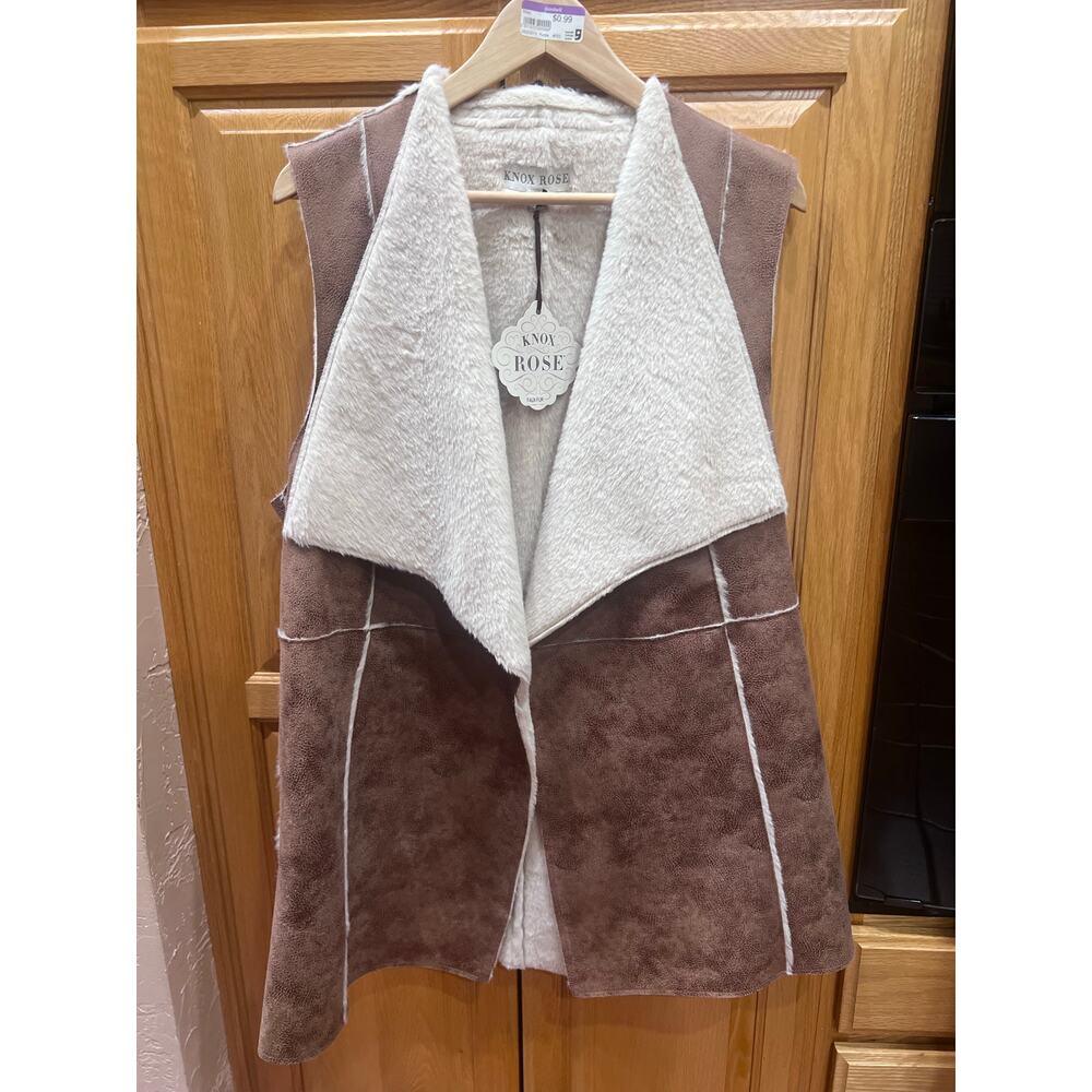 New with tags Knox Rose Faux Fur Lined Suede Vest